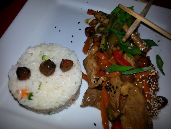 muschi de porc cu orez