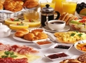 Cu cât mai caloric este dejunul…