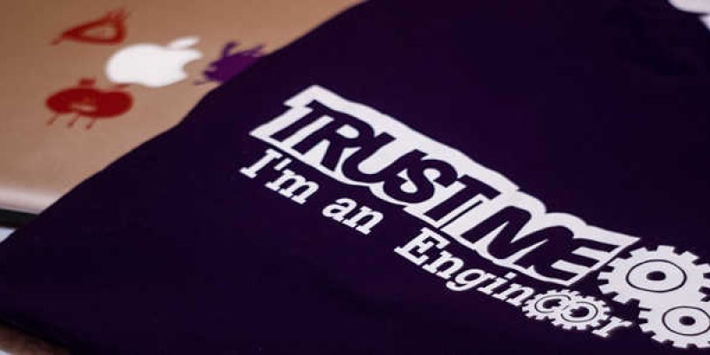 Tricouri handmade pictate creativ!